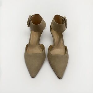 Pelle Moda Ciann Suede Pointed Toe Kitten Heel Ankle Strap Pumps Latte Size 6.5